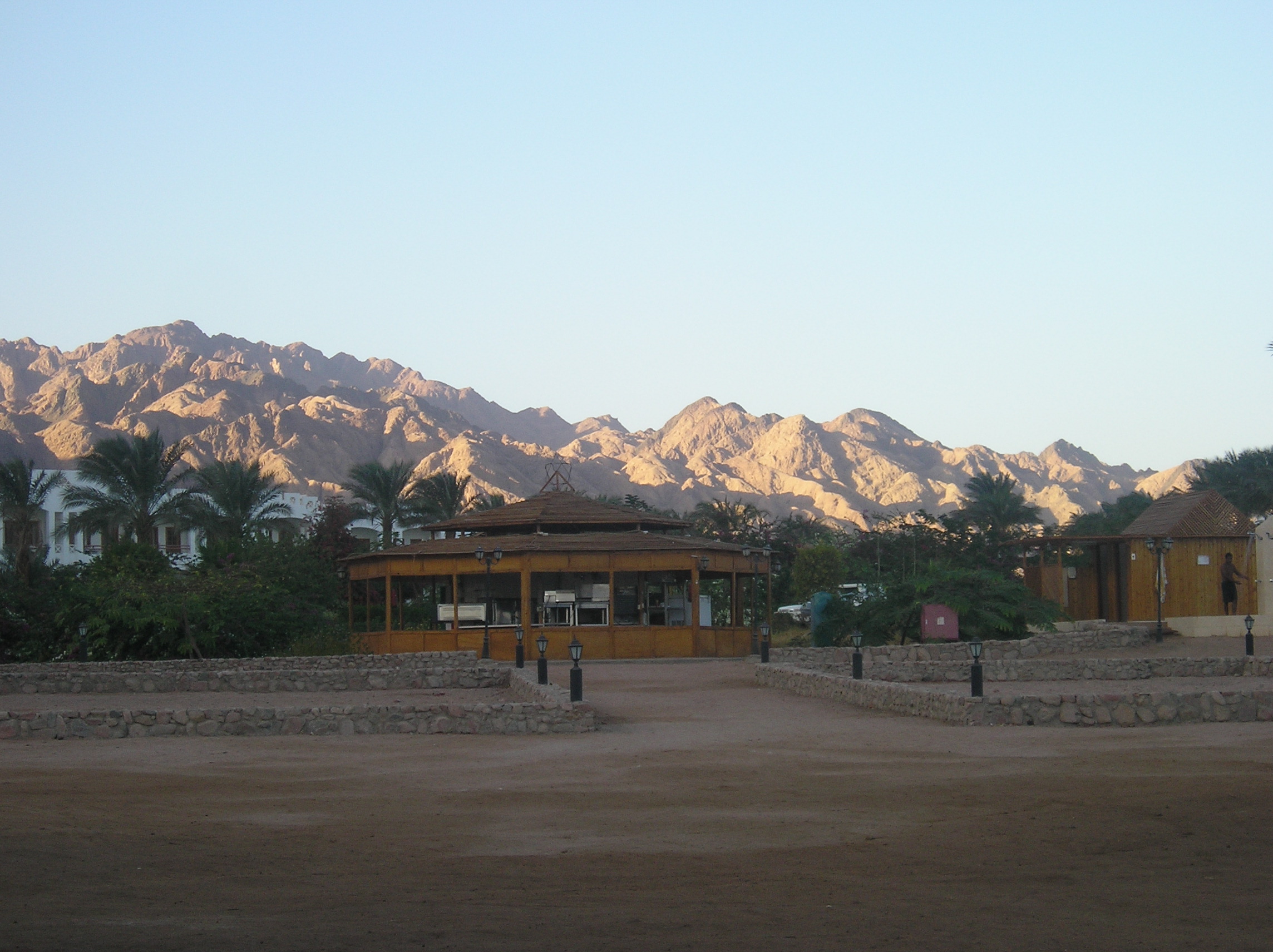 PA316837.JPG